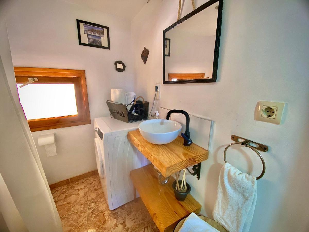 Apartament Corbatera Cim Apartaments 코르누데야 외부 사진